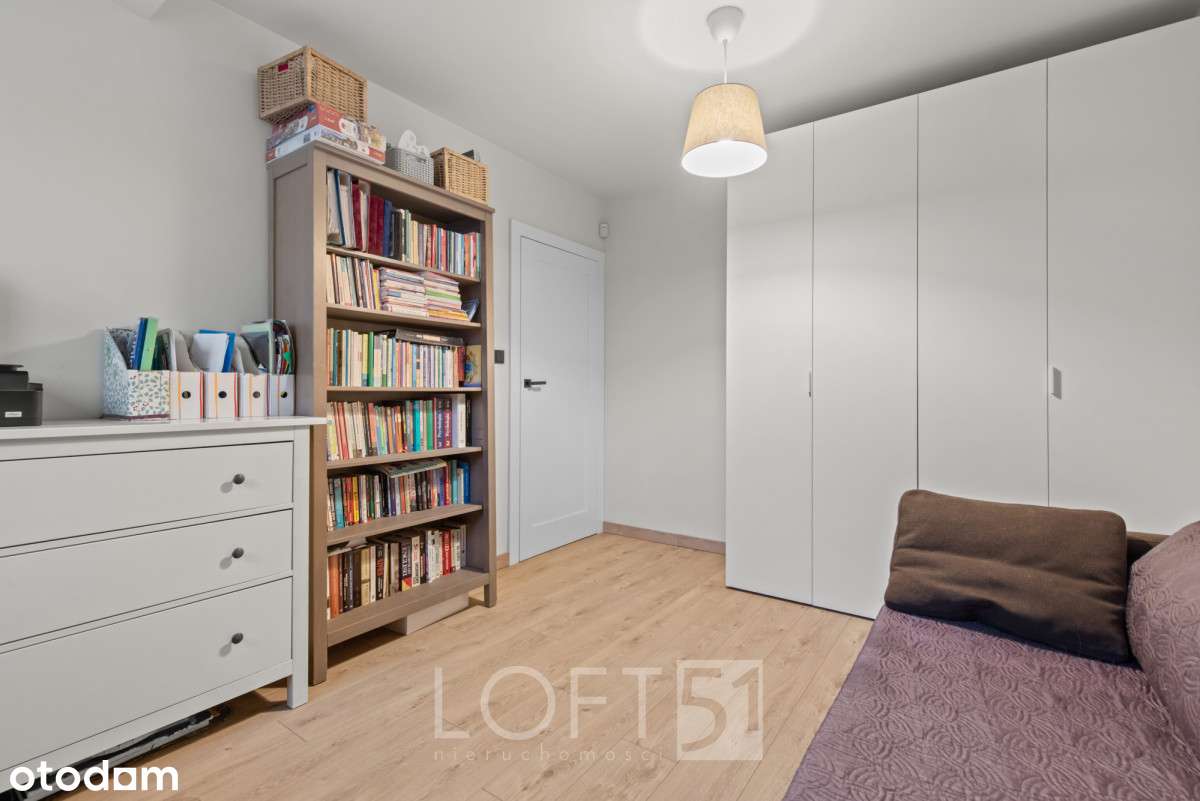 Dom w otoczeniu natury z dużą działką-12