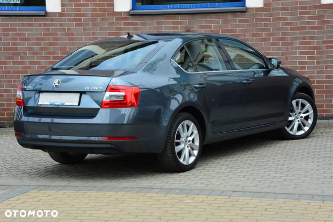 Skoda Octavia 1.5 TSI ACT Style - 40