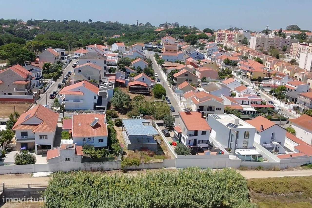 Terreno Rústico em Quinta da Oliva, com Acesso e Boa Localização - Grande imagem: 2/5