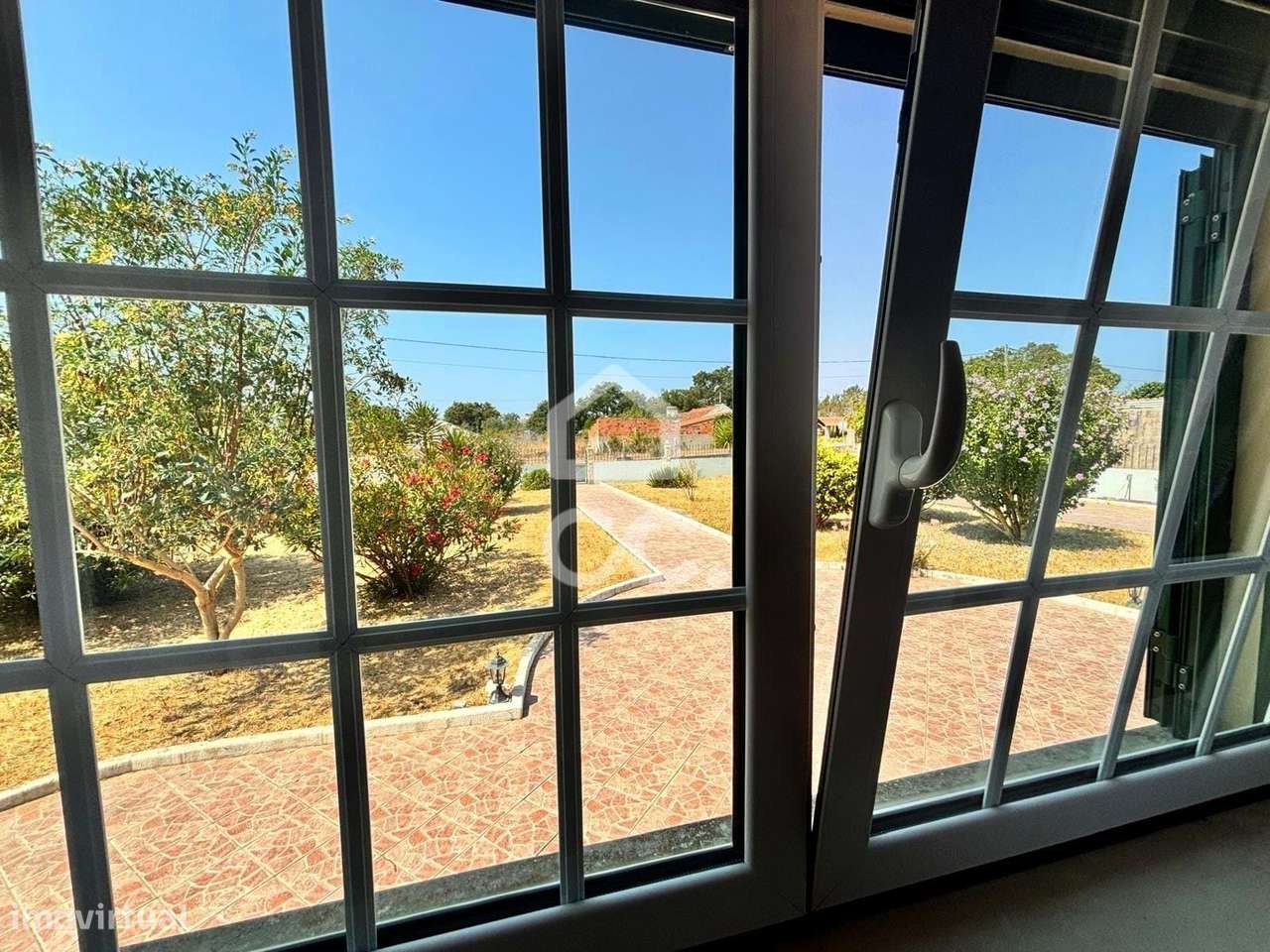 COIMBRÃO-------Venda global de Moradia individual T3 inserida em terre-36