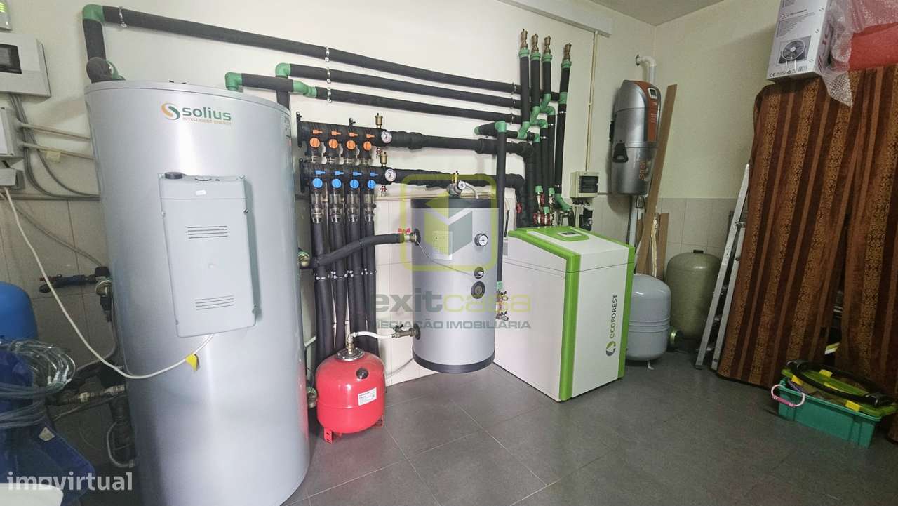 Moradia de Luxo a 5 Minutos da Praia da Barra-30