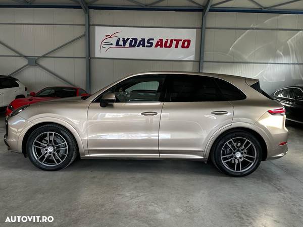 Porsche Cayenne Standard - 6