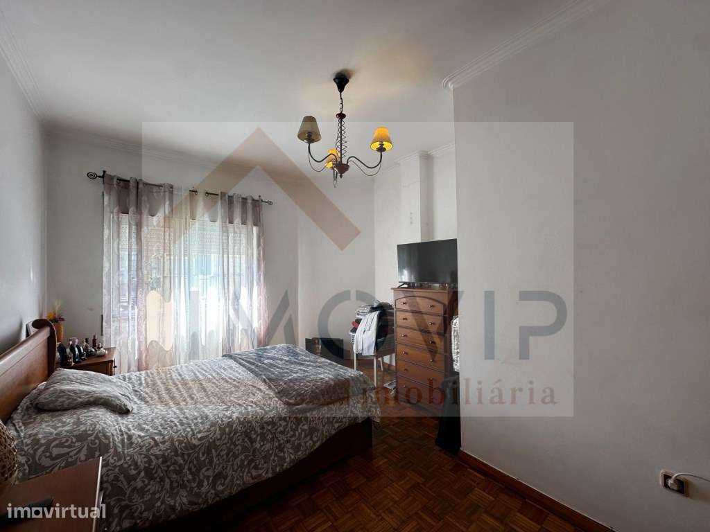 Vende-se apartamento central-15