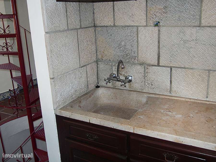 Pequena moradia T2, encantadora, autêntica, entre Óbidos e Bombarral-12