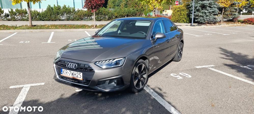 Audi A4 35 TFSI S tronic - 2