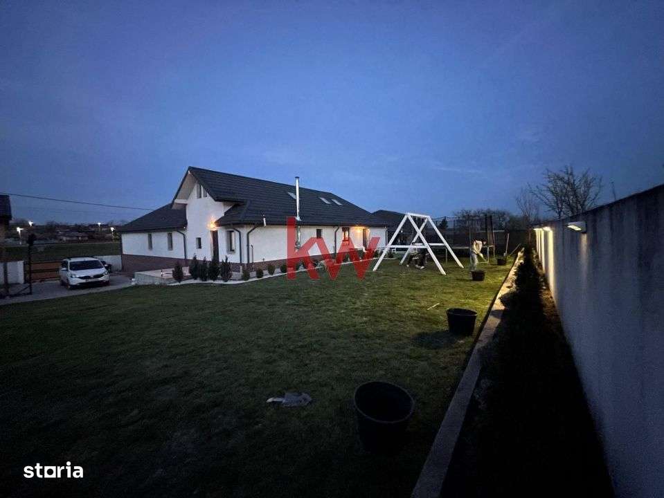 Casa 5 camere si teren 1200 mp - Imagine principală: 5/19