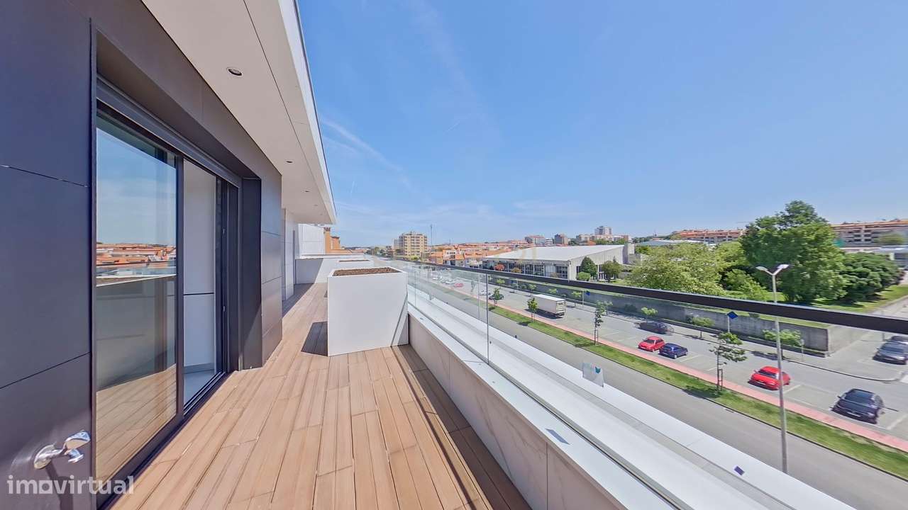 T3 Recuado com 2 terraços (1 vista mar) e Box 2 carros em Espinho - Grande imagem: 5/60