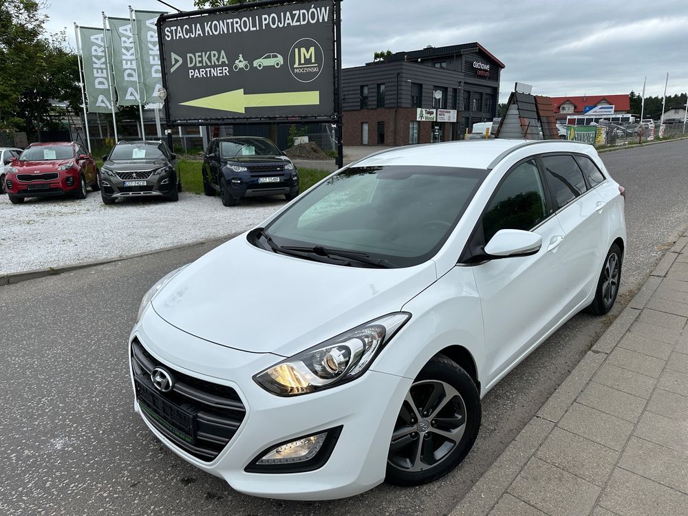 Hyundai i30 II blue 1.6 GDI DCT Style 2016