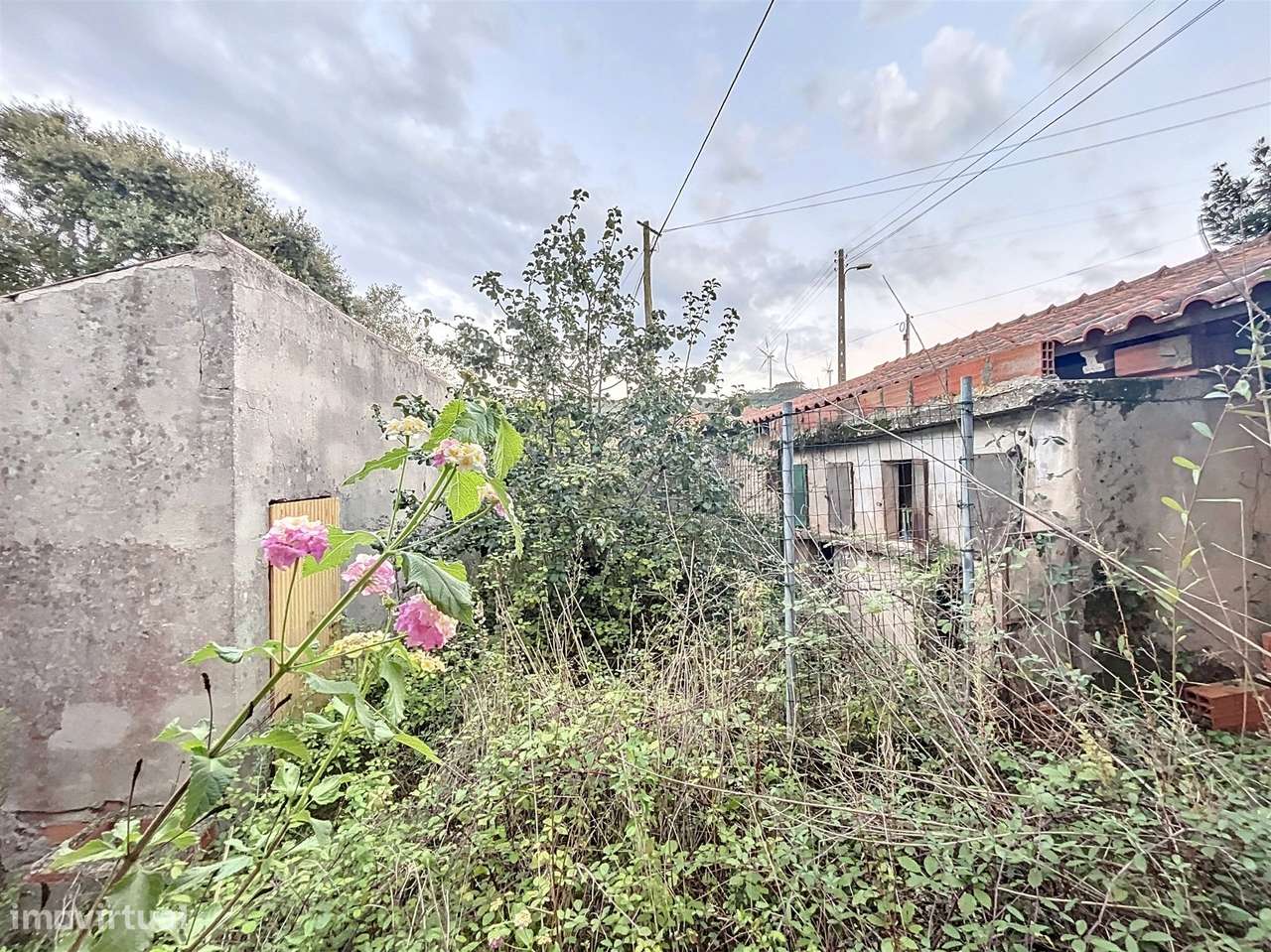 Conjunto de casas rústicas para reabilitar-11