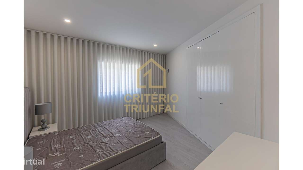 Apartamento T3 em Perozelo-11