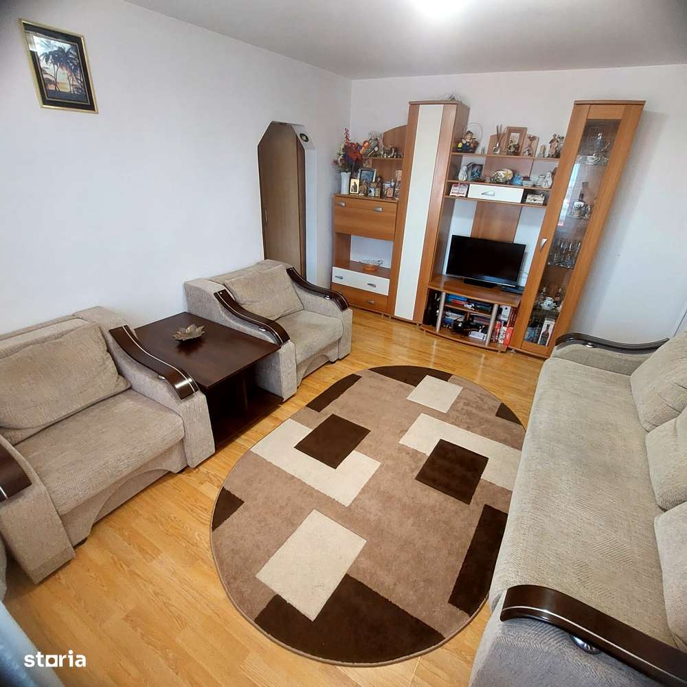 Vanzare apartament 2 camere, mobilat+utilat, Targoviste, micro 6-0