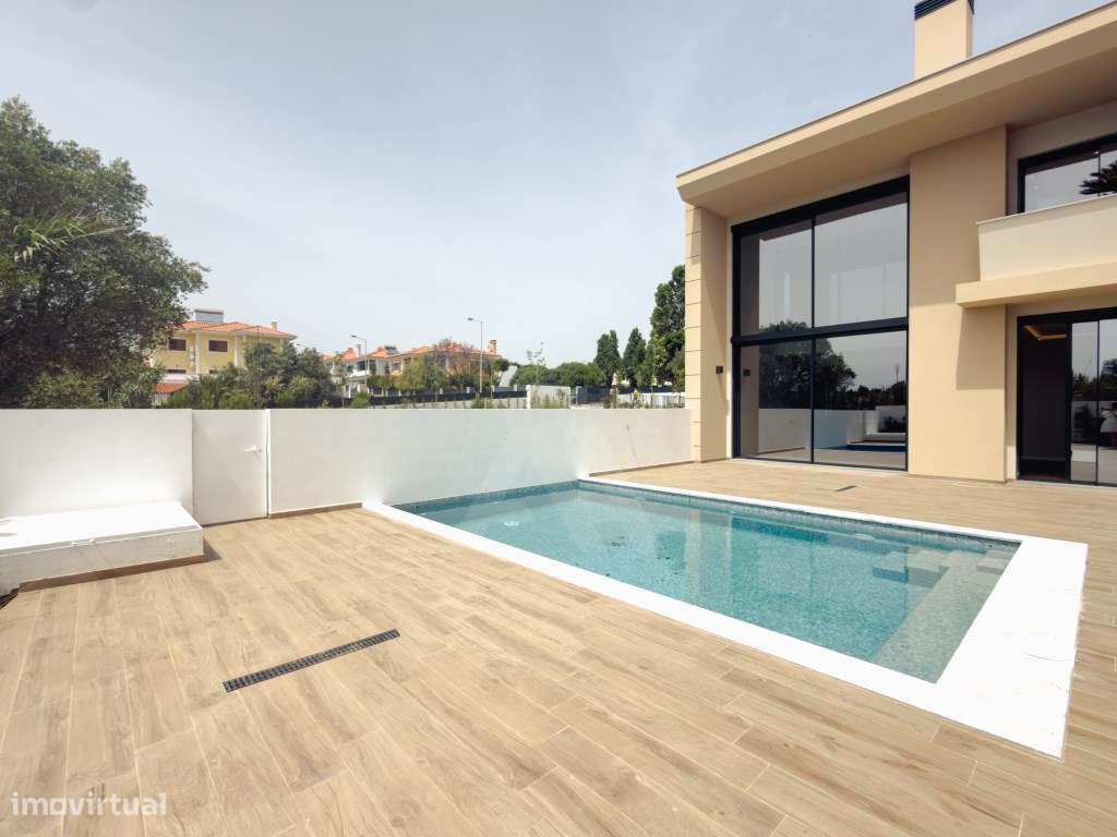 Moradias T4 de Luxo com Terraço e Vista Mar em Cascais-4
