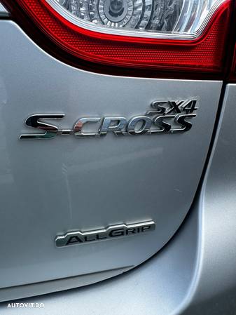 Suzuki SX4 S-Cross 1.6 DDIS ALLGRIP Passion - 12