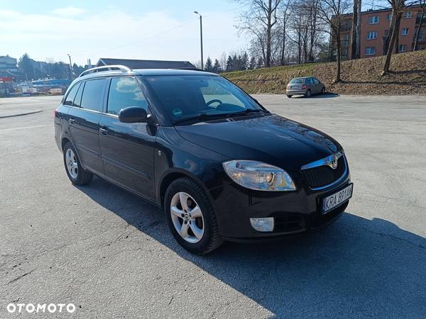 Skoda Fabia 1.6 16V Combi Ambiente - 1