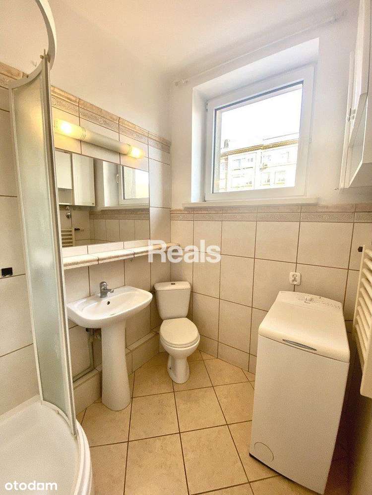 Kmienica z windą 2 pok. ul. Marszałkowska. Okazja!-8