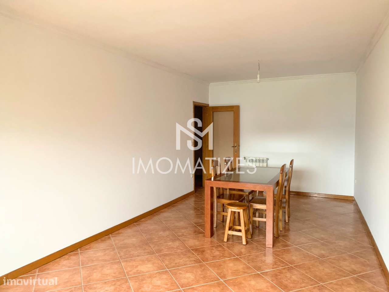 Apartamento T2 com lugar de garagem para arrendamento — Felgueiras - Grande imagem: 2/22