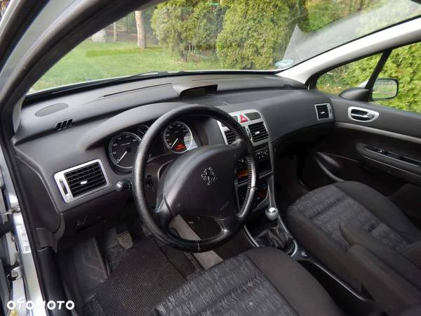 Peugeot 307 1.6 XT Premium - 9