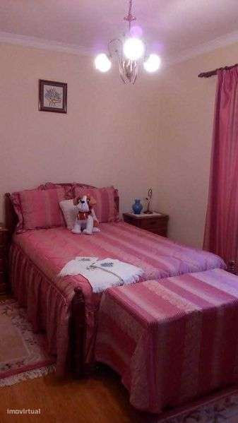 Vendo vivenda no centro da vila - Grande imagem: 5/8