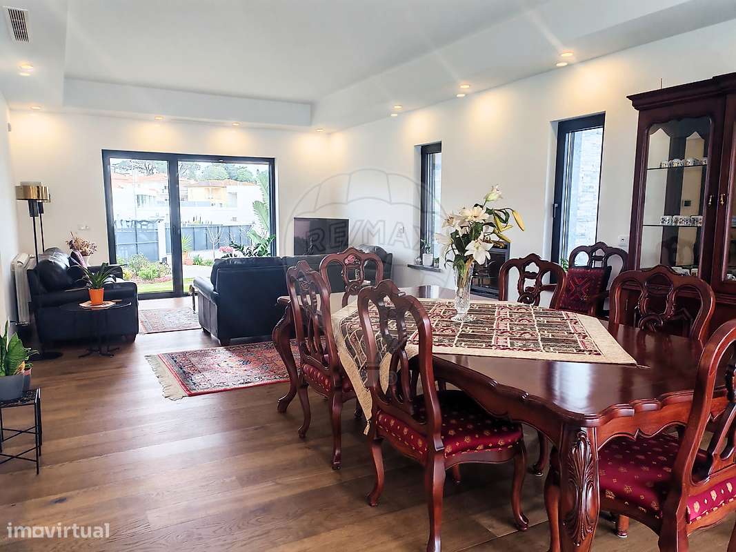 Moradia T4 para venda-31