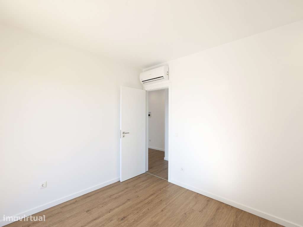 Apartamento T3 Duplex Novo com terraço privado com piscina no Prédi...-18