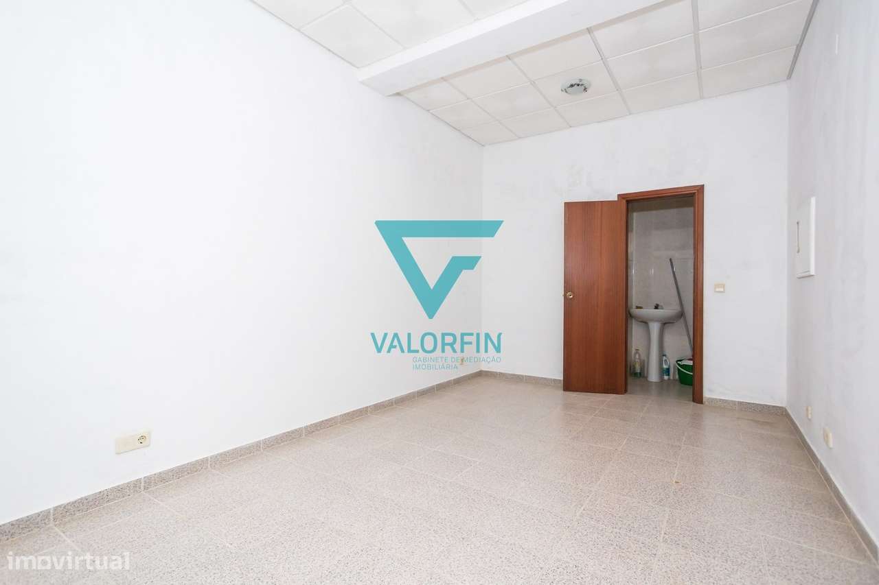 Loja para Arrendamento | Fátima - Ourém - Grande imagem: 3/4