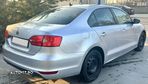 Volkswagen Jetta 1.2 TSI Comfortline - 3