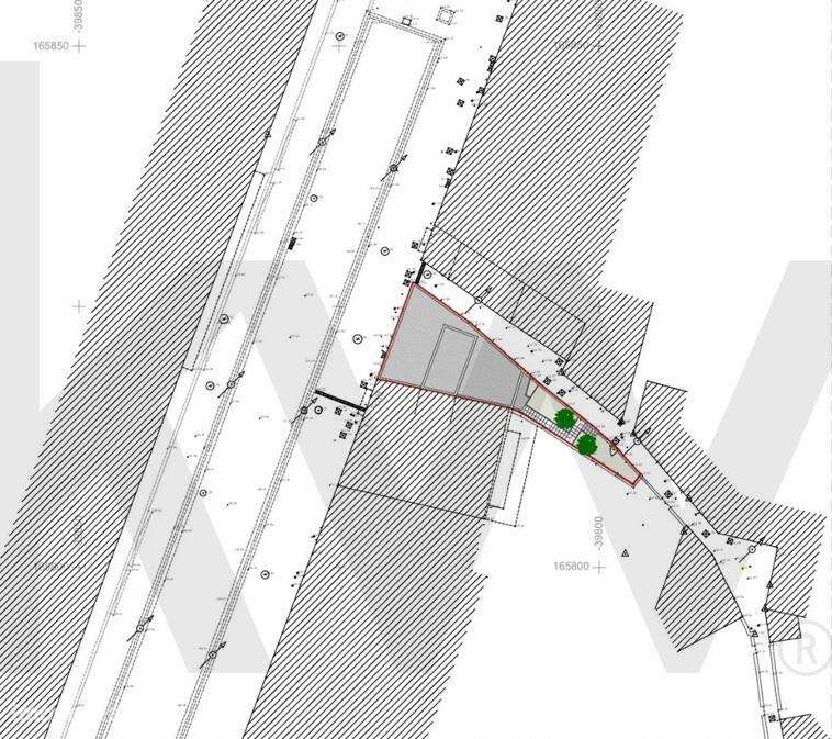 Oportunidade Investimento no Centro do Porto- Moradia para reabilitar - Grande imagem: 2/2