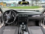 BMW Seria 3 318d - 6