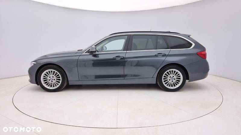 BMW Seria 3 318d Luxury Line - 2
