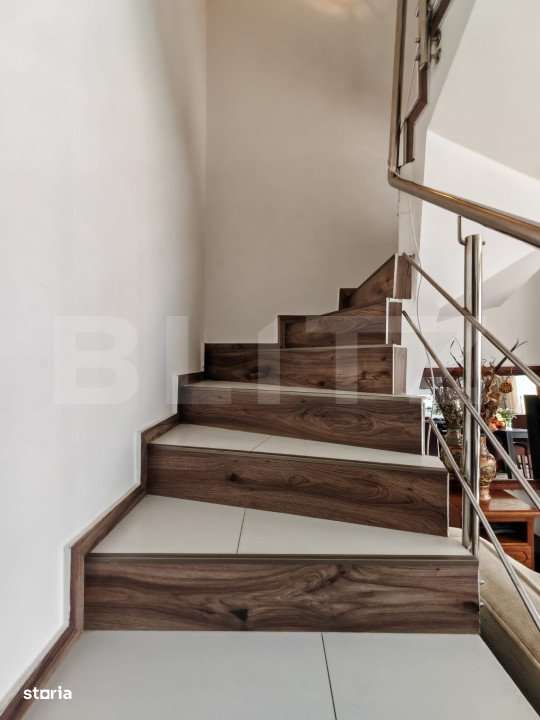 Casa cuplata in vila, de vanzare in Ghimbav, Brasov - Imagine principală: 5/16