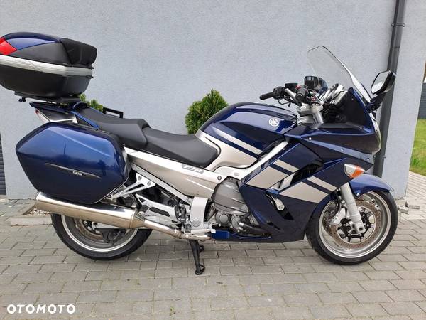 Yamaha FJR - 35