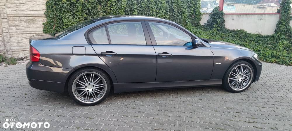 BMW Seria 3 320d - 34