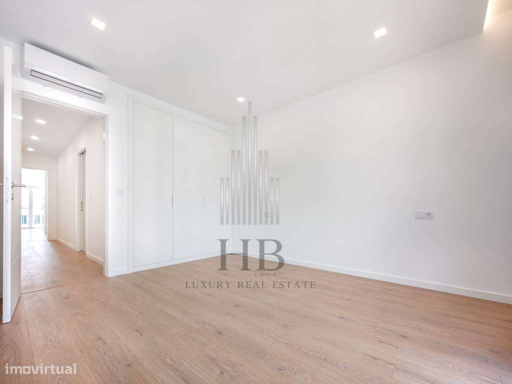 Apartamento T3 com varanda e vista Mar-34