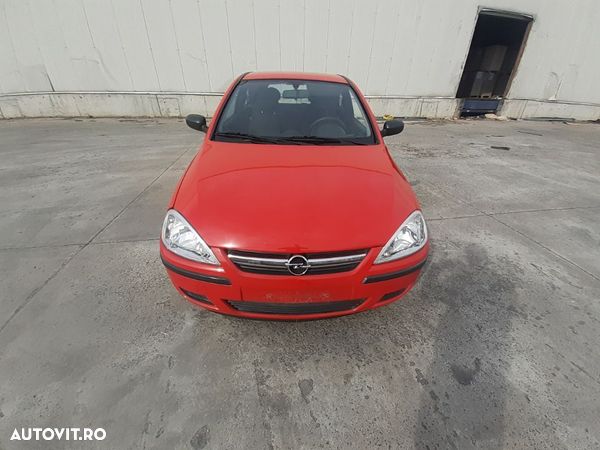 Dezmembrez Opel Corsa C 1.0 benzina Z10XEP - 1