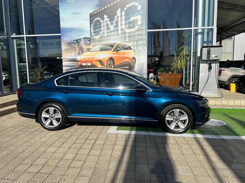 Volkswagen Passat (3)