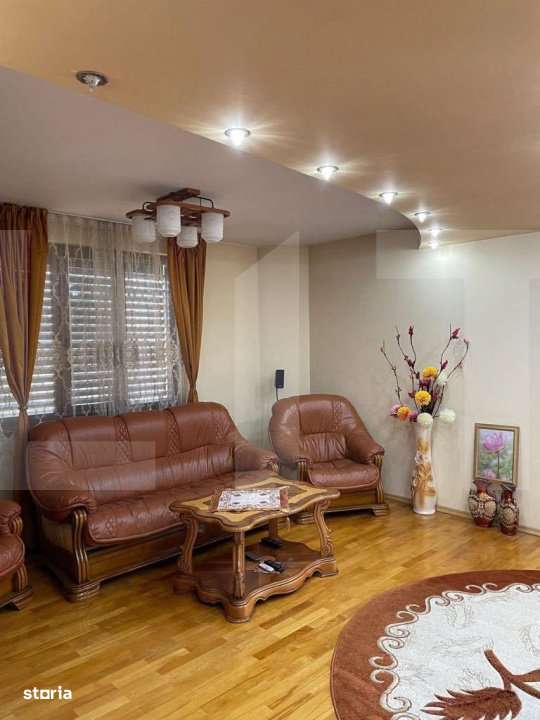 Casa premium, zona centrala, 224 mp utili si 800 mp teren - Imagine principală: 4/9