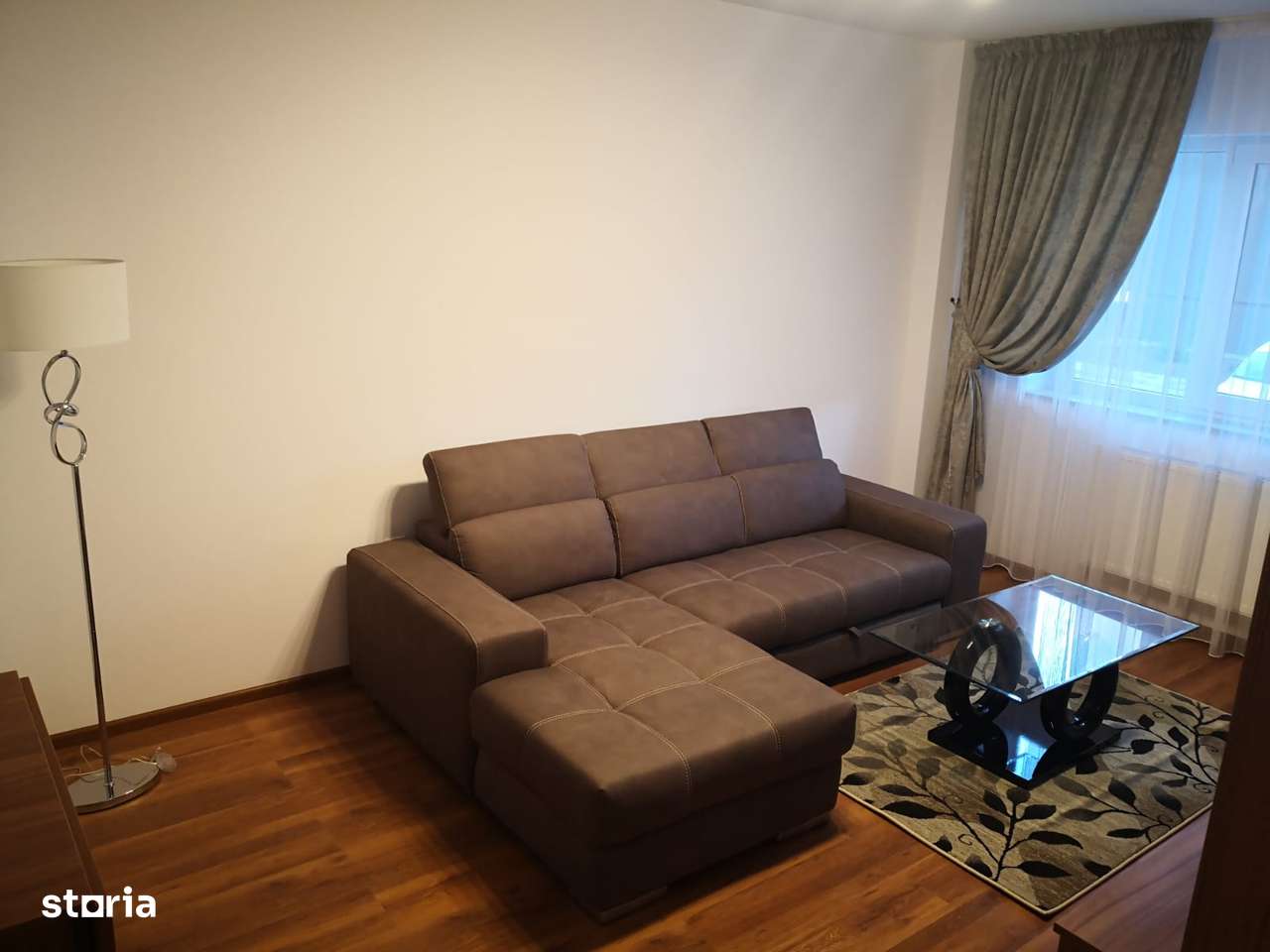 Apartament cu 2 camere structura mare zona Tractorul Coresi-14