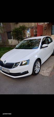 Skoda Octavia 1.6 TDI Active - 1