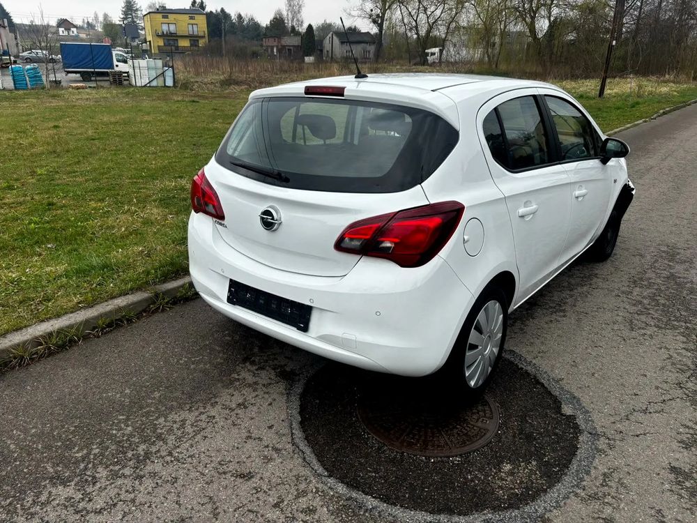Opel Corsa E 1.2 16V Edition 2017