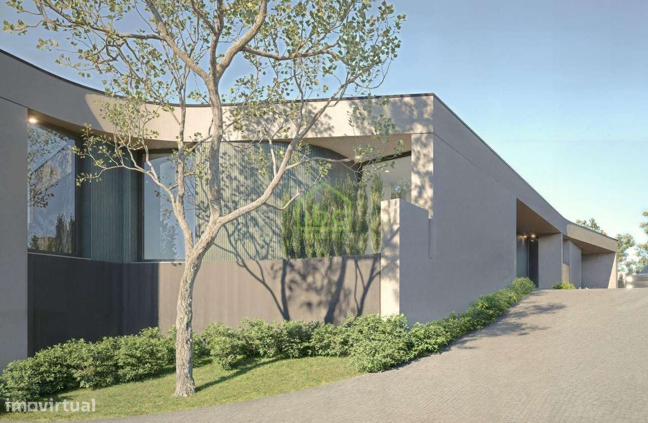 MORADIA DE LUXO T3 COM PISCINA + MORADIA T1 INDEPENDENTE-5