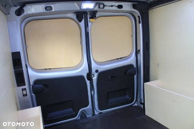 Renault trafic - 12