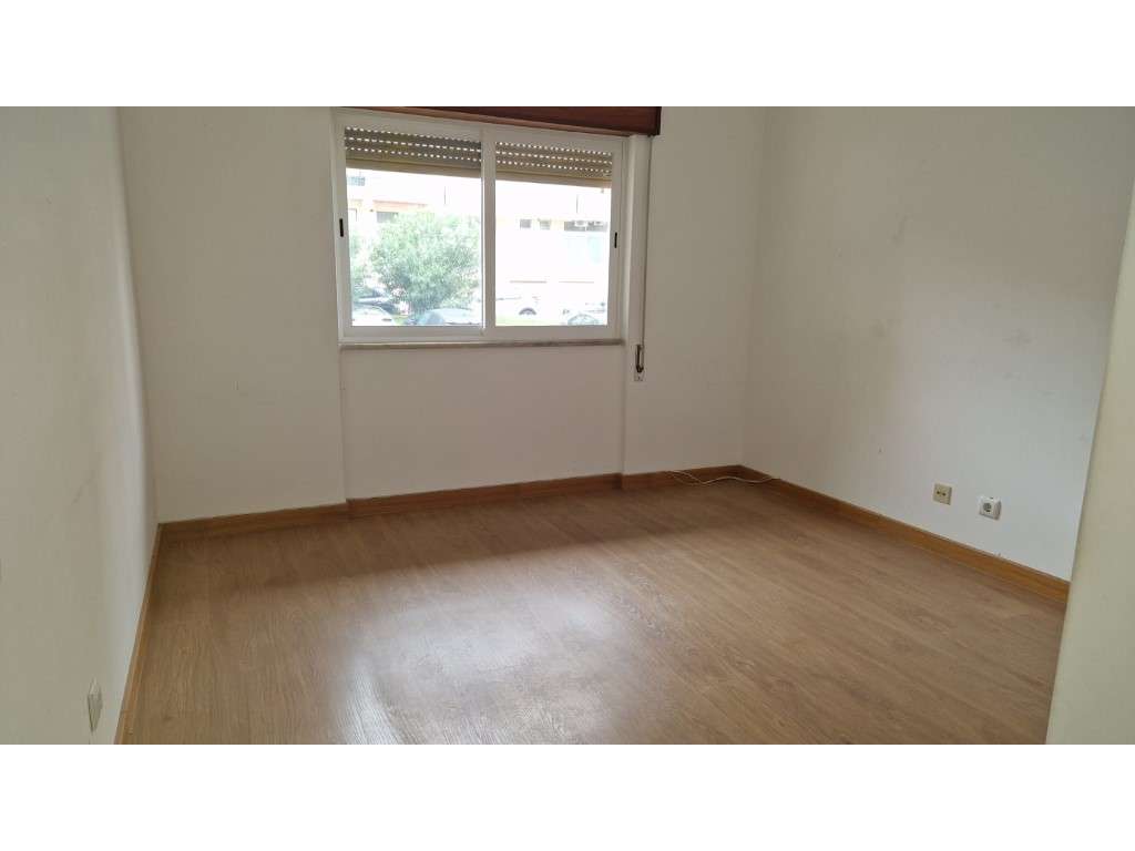 T4 - Bairro do Liceu - Excelentes Áreas-12