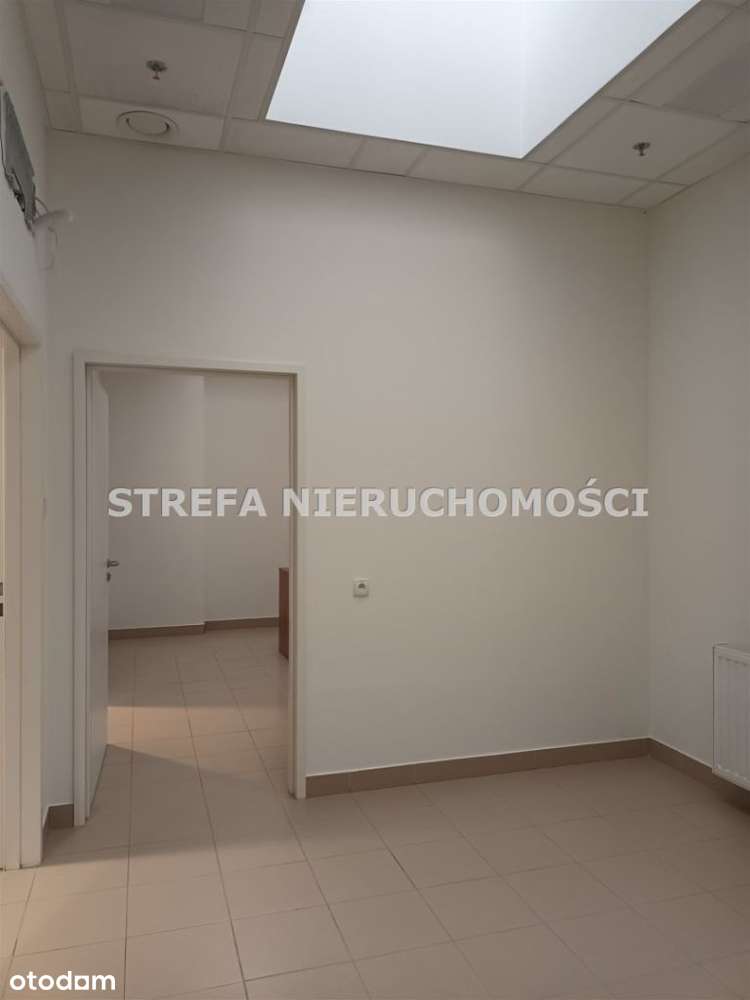 Galeria Tomaszów, lokale biurowe, duży parking - Pełny obrazek: 4/16