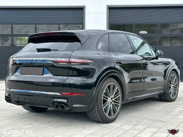 Porsche Cayenne Turbo S E-Hybrid Tiptronic S - 7