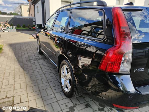 Volvo V50 - 16