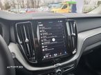 Volvo XC 60 B4 MHEV AT FWD Core - 17