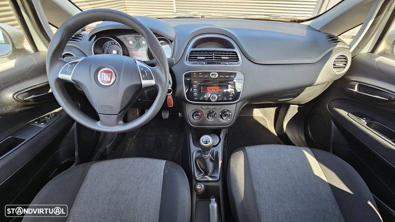 Fiat Punto 1.2 Young S&S - 19