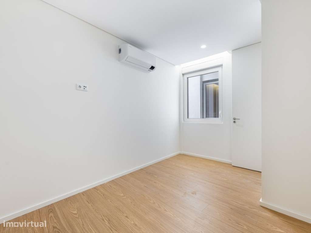 Prédio Moradia novo no Centro Histórico de Braga-24