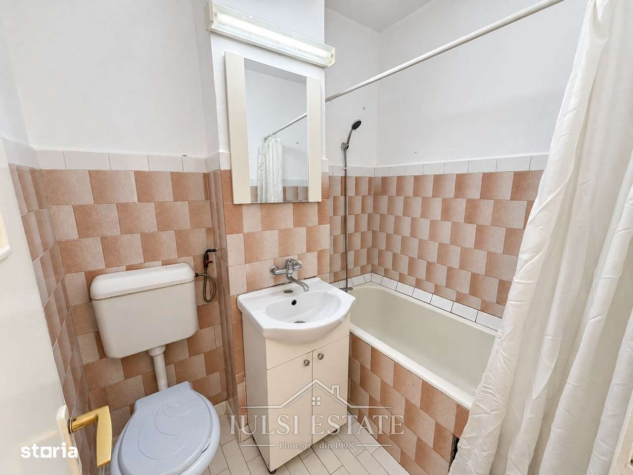 Apartament 2 camere zona Malu Rosu Vanzare-5