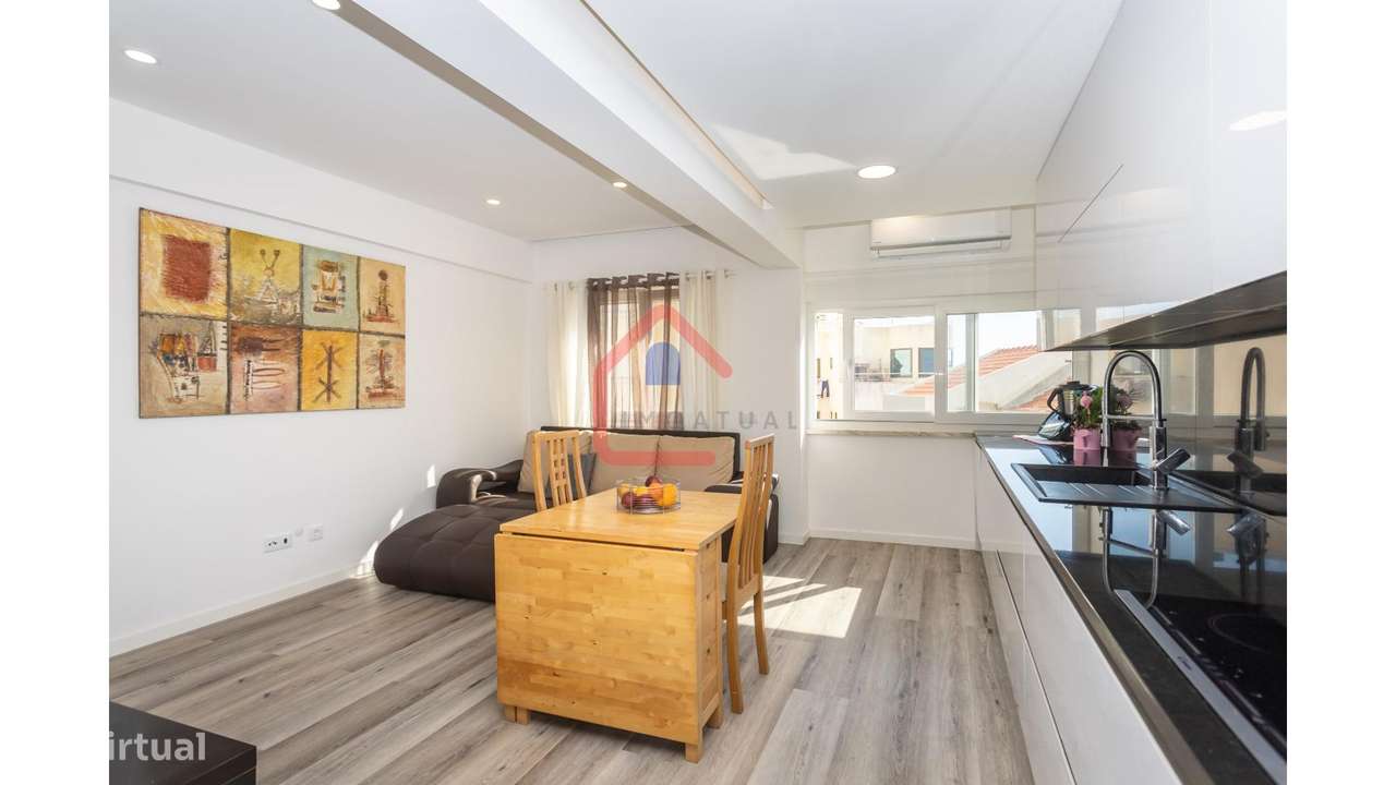 Apartamento T3 No Centro de Setúbal.-28